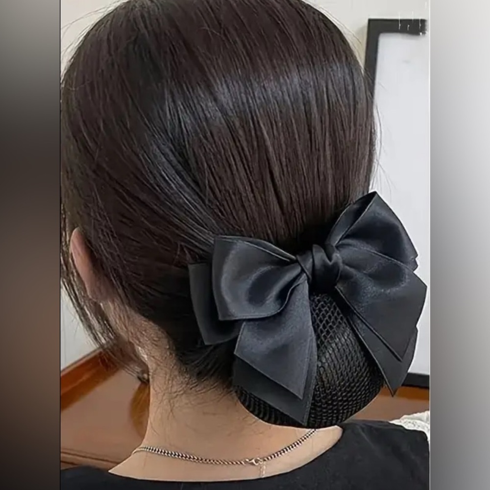 ❤️ NWT hair net clip barrette bow - Free with purchase